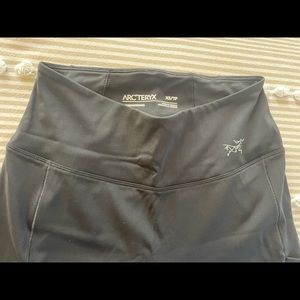 Arcteryx Oriel womens black leggings - size XS